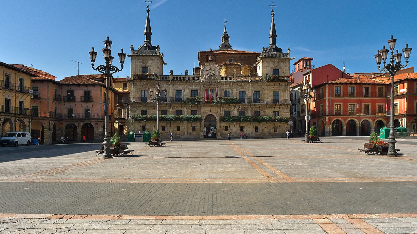Plaza Mayor de León, escenario del XIX Festival Celta Internacional Reinu de Llión